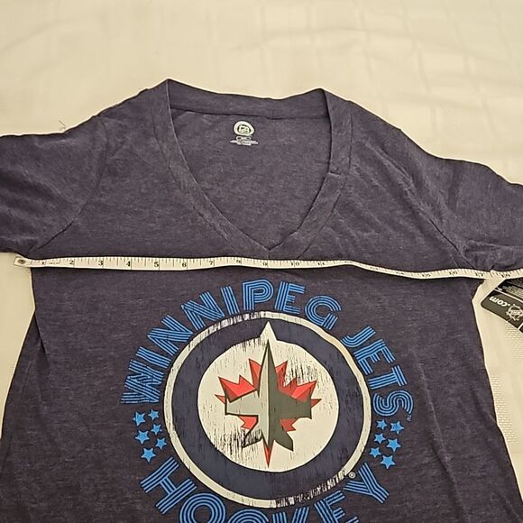 NHL Women's Hockey Logo Winnipeg Jets T-shirt Navy Blue Medium - Picture 10 of 16